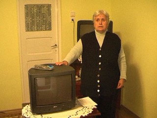 TV-poya-3