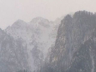 risc-de-avalansa-in-buceggi